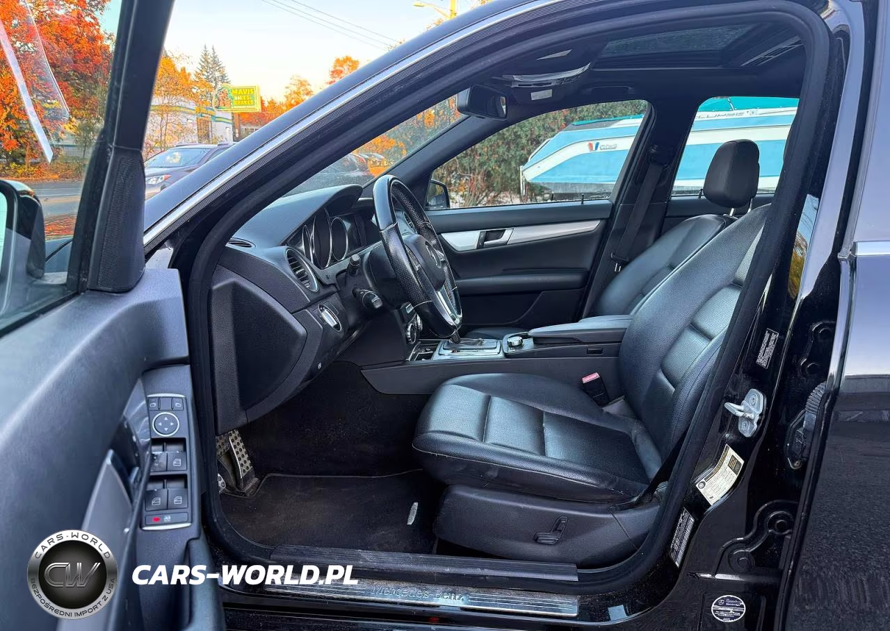 2012 Mercedes-Benz C 300 4Matic VIN:WDDGF8BB0CR204989 - 12