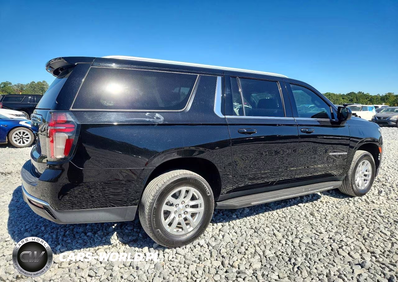 2023 Chevrolet Suburban C1500 Lt VIN:1GNSCCKD9PR104355 - 3