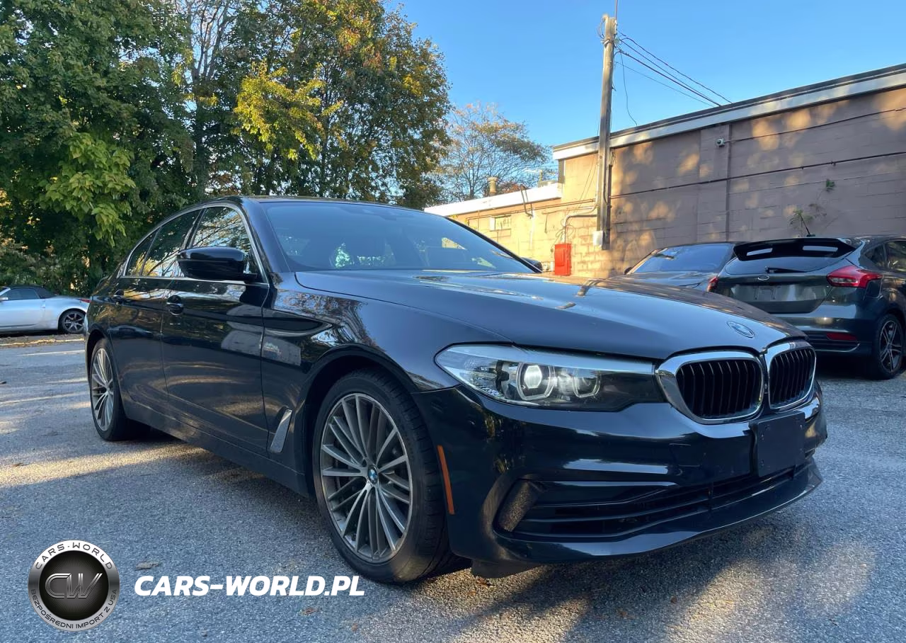 2019 BMW 540 Xi VIN:WBAJE7C58KWW14782 - 1