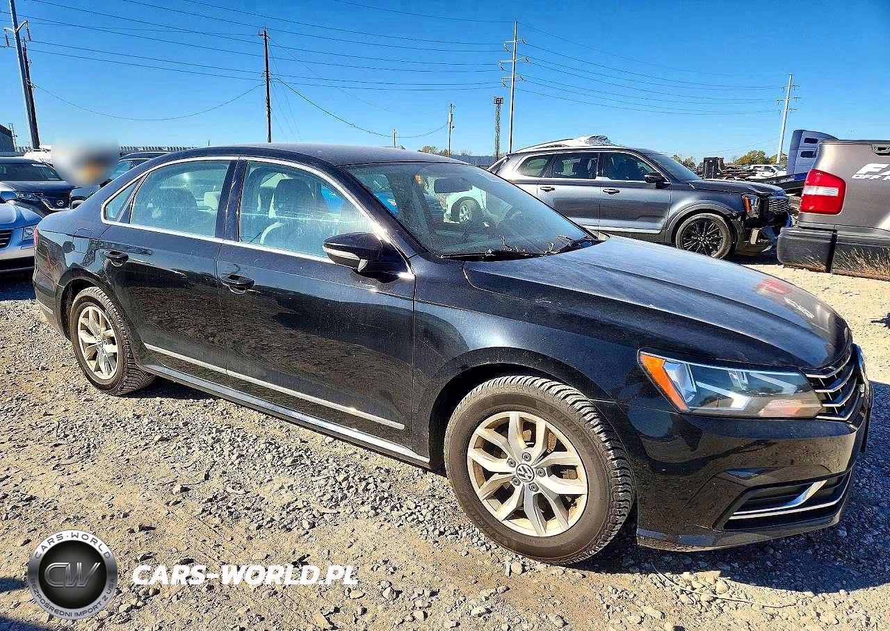 2016 Volkswagen Passat S VIN:1VWAT7A30GC028688 - 4