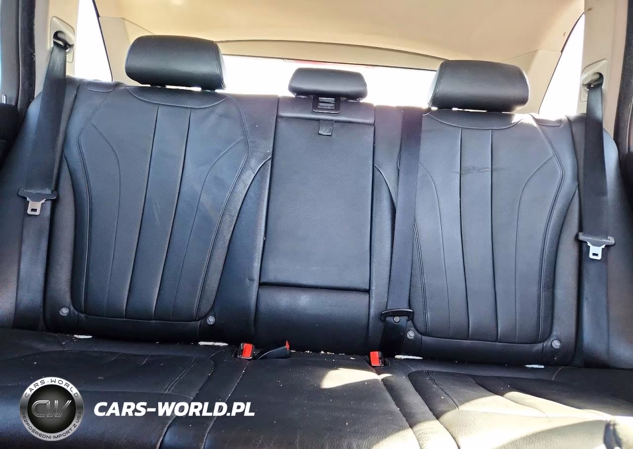 2015 BMW X5 xDrive35D VIN:5UXKS4C54F0N11171 - 10