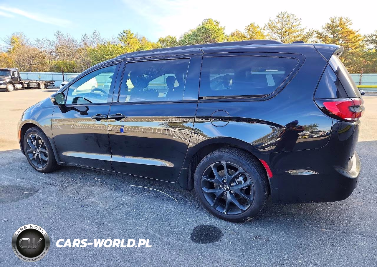 2026 Chrysler Pacifica Select VIN:2C4RC1BG2TR267634 - 2