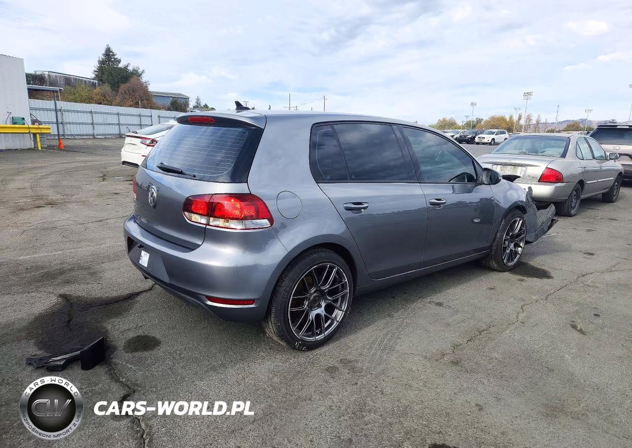 2014 Volkswagen Golf VIN:WVWDB7AJ4EW004049 - 3
