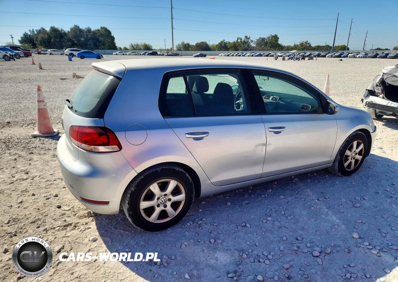 2013 Volkswagen Golf VIN:WVWDB7AJ3DW017423 - 3