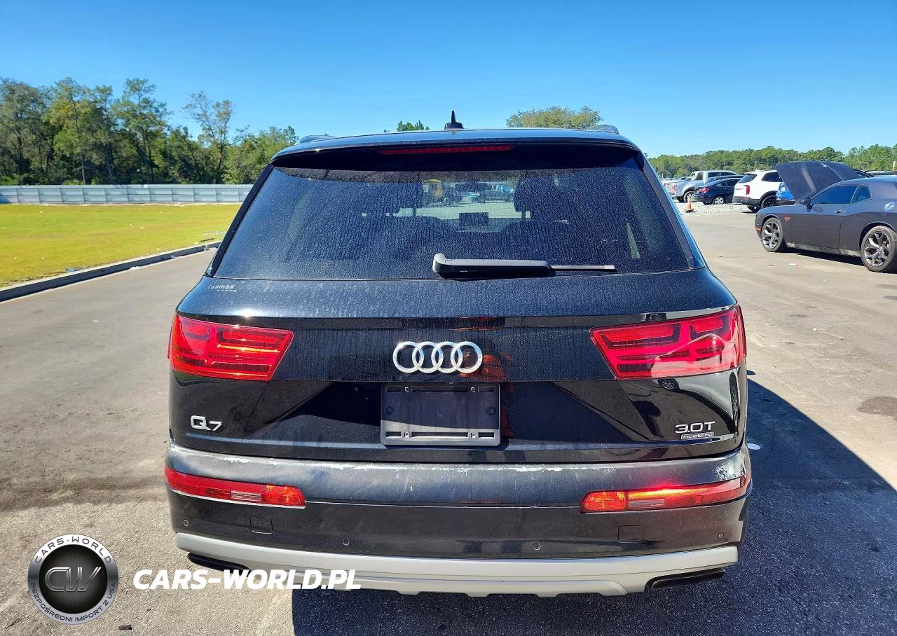 2018 Audi Q7 Premium Plus VIN:WA1LAAF7XJD019986 - 6