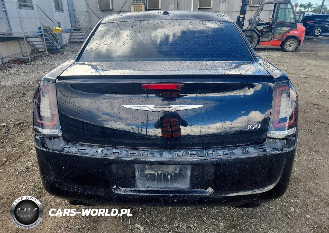 2013 Chrysler 300 VIN:2C3CCAAG3DH598998 - 6