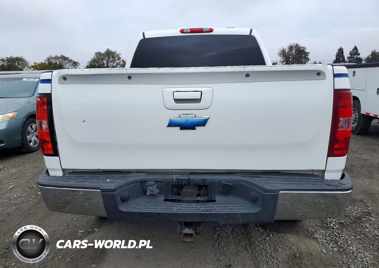 2011 Chevrolet Silverado C1500 Ls VIN:3GCPCREA1BG200735 - 6