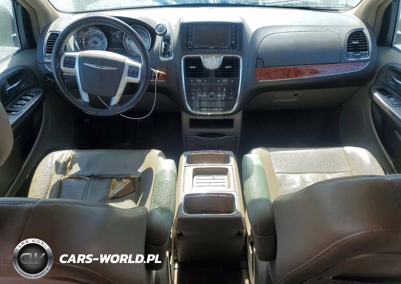 2015 Chrysler Town & Country Touring VIN:2C4RC1BG1FR618912 - 8