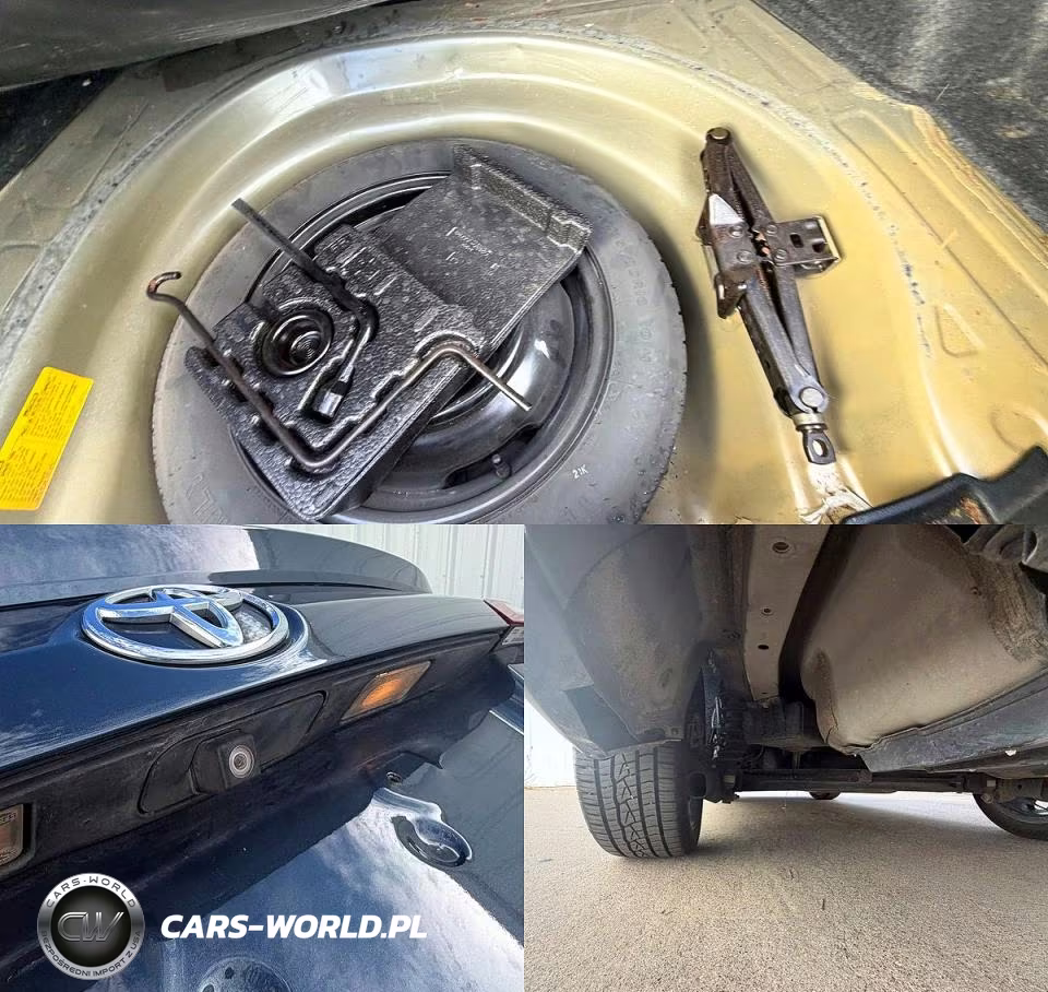 2015 Toyota Corolla S Plus VIN:5YFBURHE7FP224494 - 15