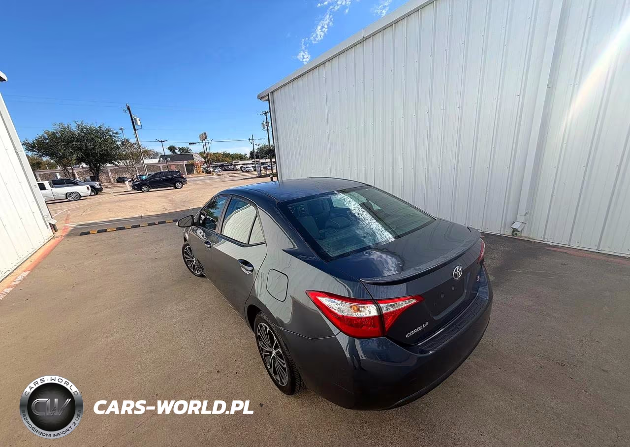 2015 Toyota Corolla S Plus VIN:5YFBURHE7FP224494 - 3