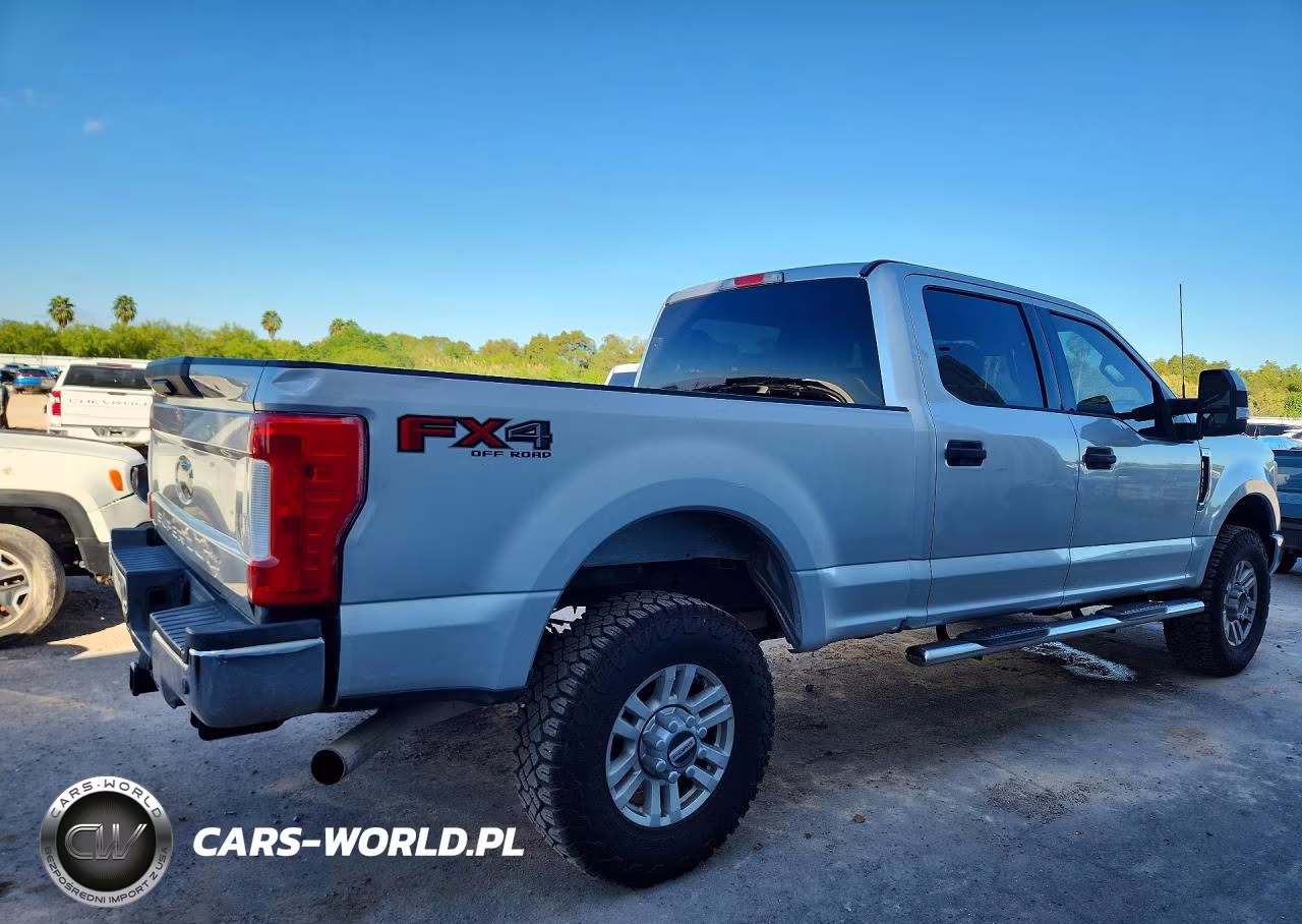 2017 Ford F250 Super Duty VIN:1FT7W2B67HEC50974 - 3