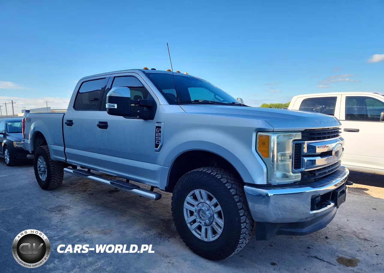 2017 Ford F250 Super Duty VIN:1FT7W2B67HEC50974 - 4