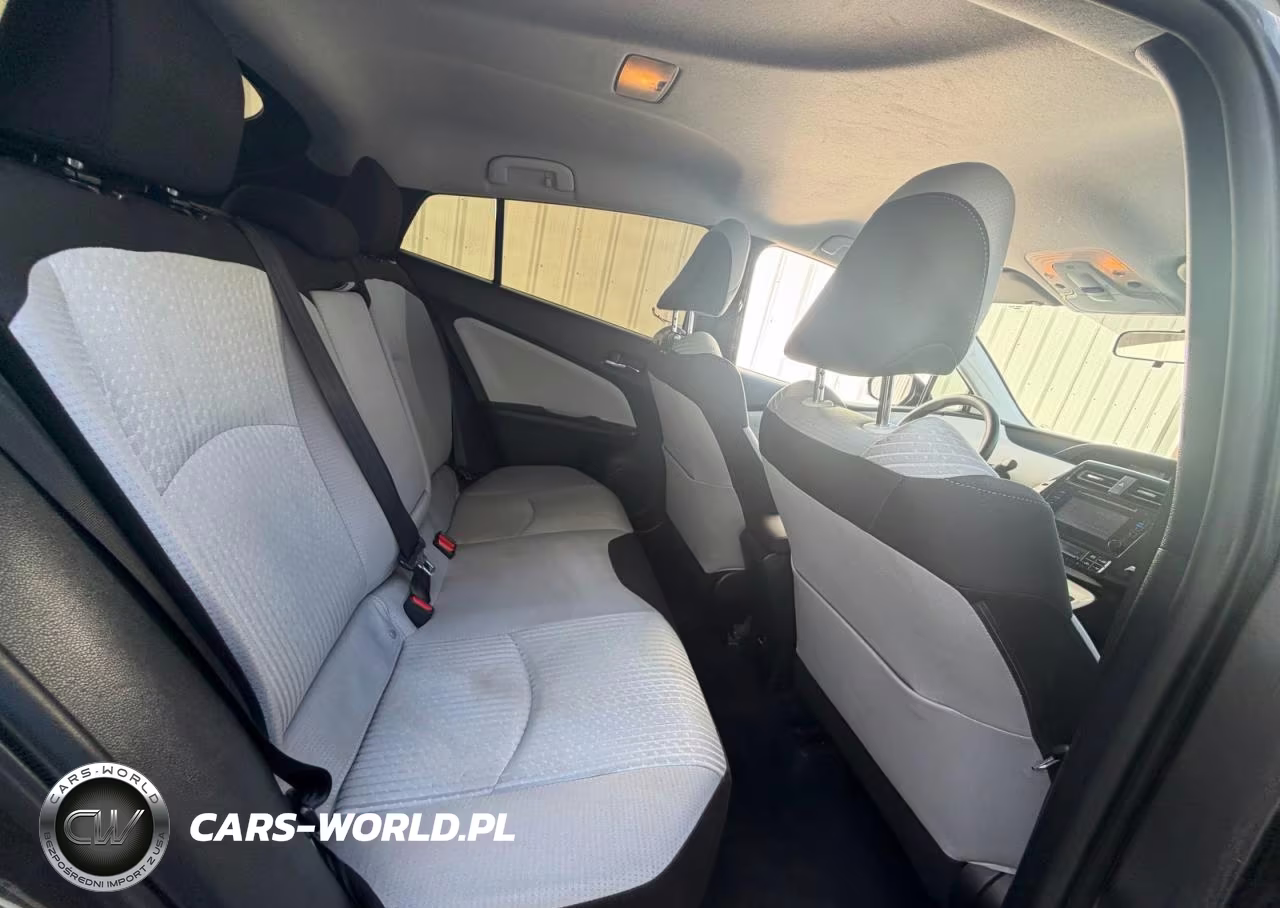 2016 Toyota Prius Two VIN:JTDKBRFU7G3512641 - 6