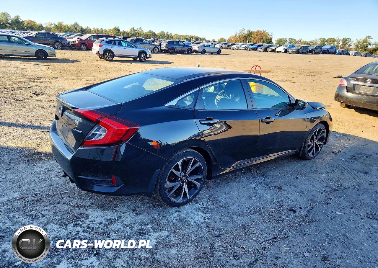 2019 Honda Civic Sport VIN:2HGFC2F85KH589685 - 3