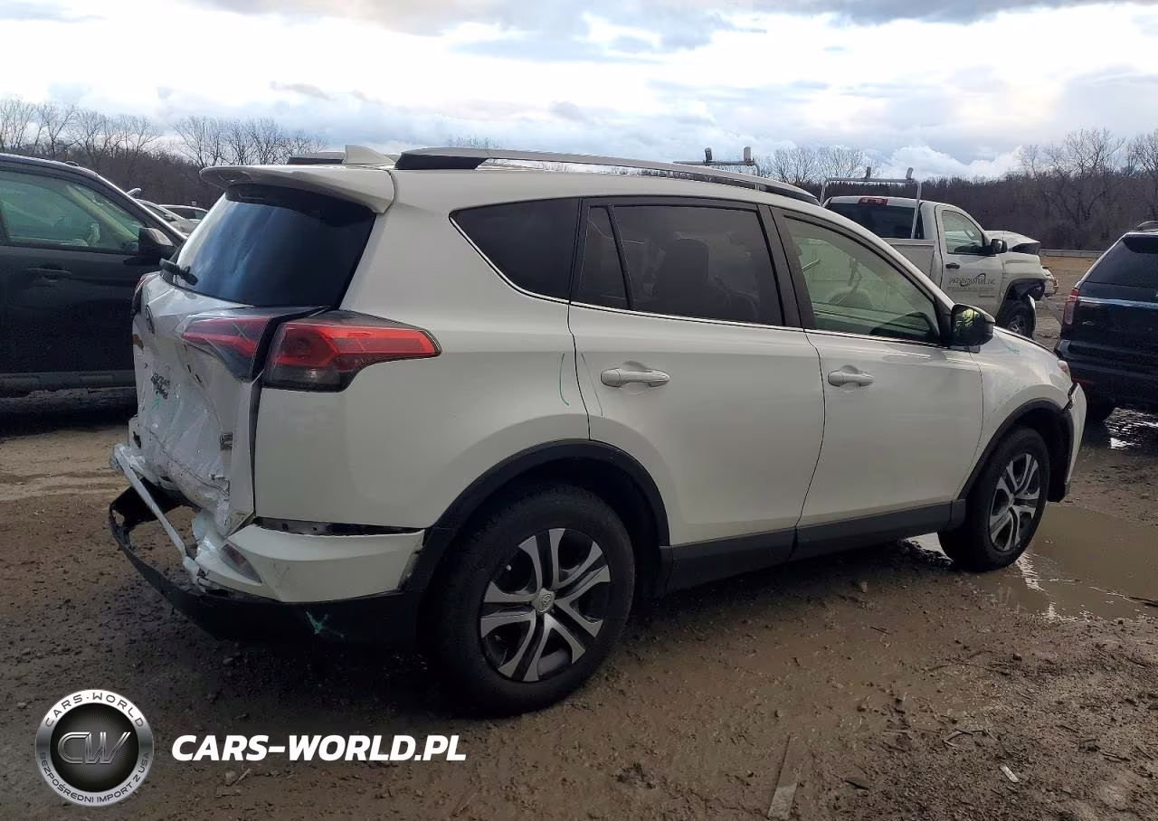 2017 Toyota Rav4 Le VIN:JTMBFREV5HJ123590 - 3