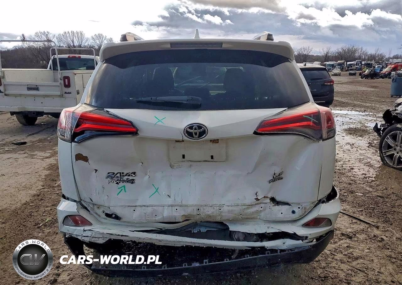 2017 Toyota Rav4 Le VIN:JTMBFREV5HJ123590 - 6