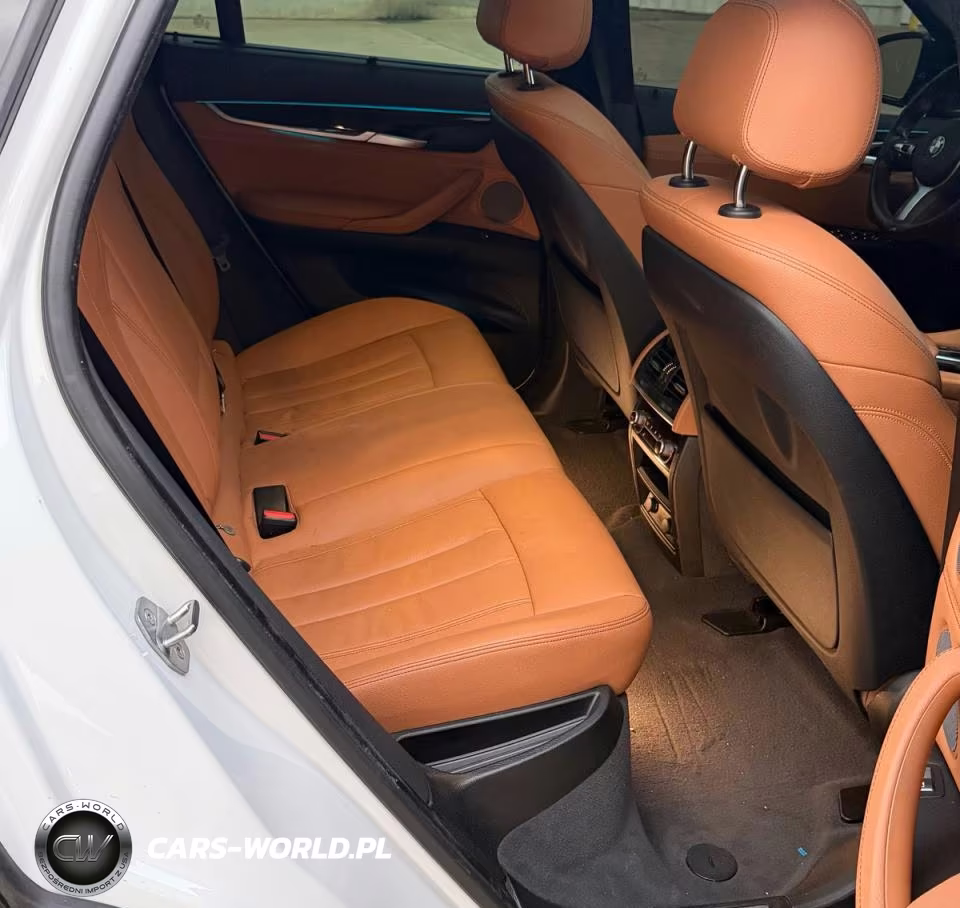 2019 BMW X6 xDrive50I VIN:5UXKU6C52K0Z67041 - 6