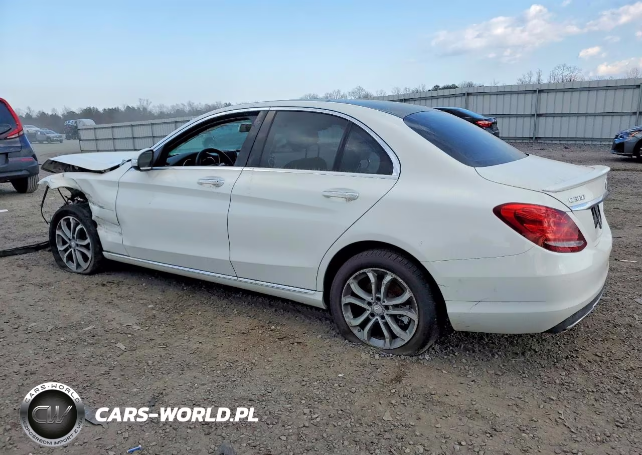 2015 Mercedes-Benz C 300 4Matic VIN:55SWF4KB0FU041400 - 2