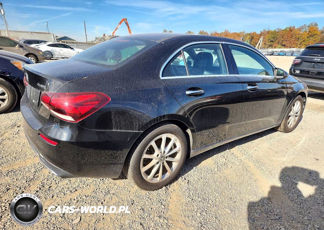 2019 Mercedes-Benz A 220 4Matic VIN:WDD3G4FB4KW002624 - 3