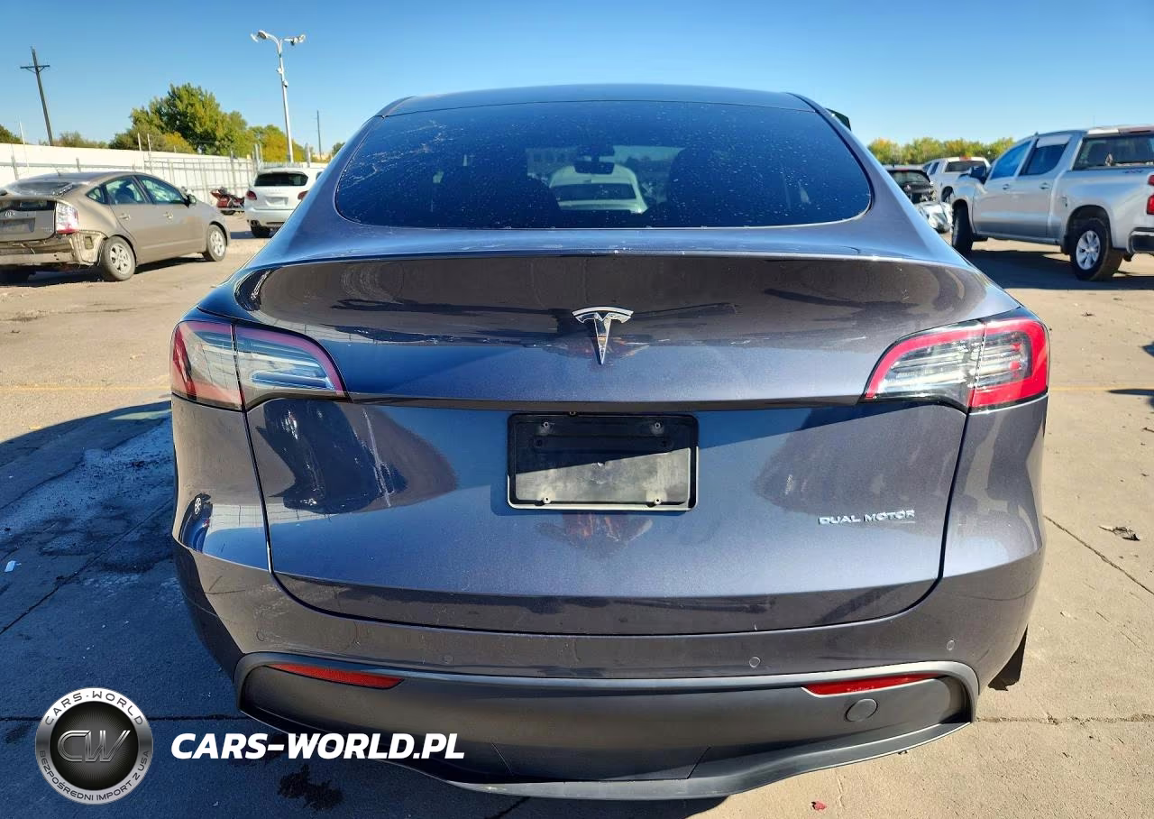 2020 Tesla Model Y VIN:5YJYGDEE3LF052044 - 6