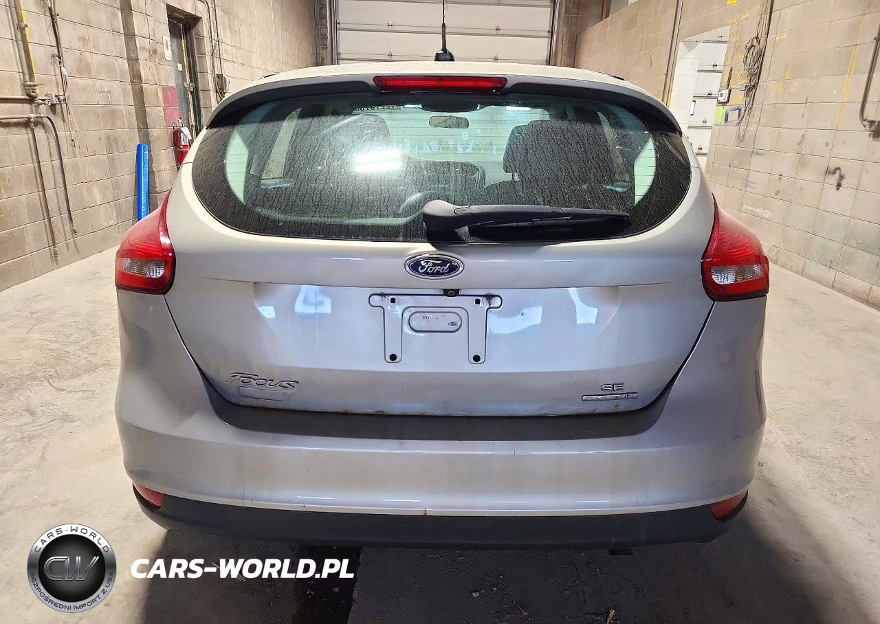 2015 Ford Focus Se VIN:1FADP3K24FL234409 - 6