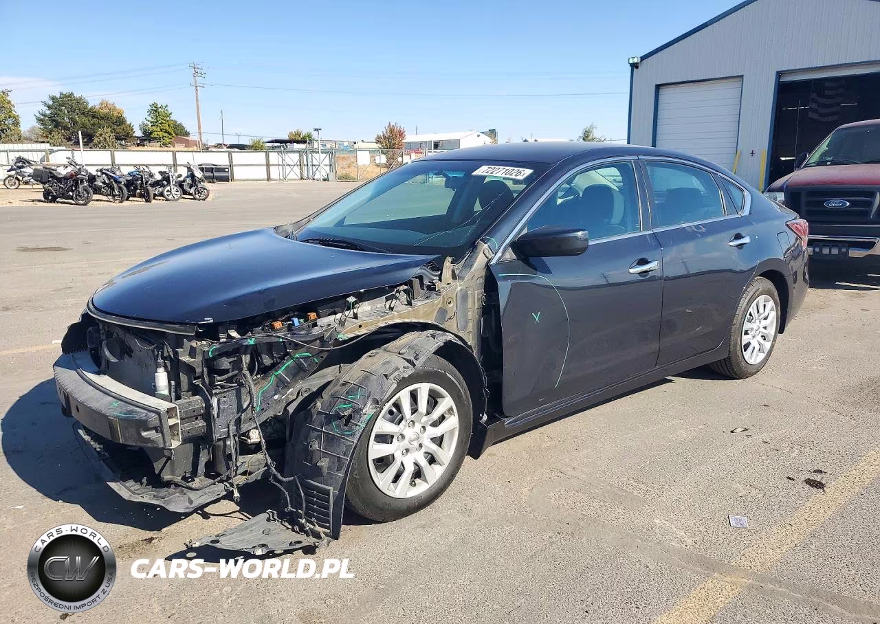 2015 Nissan Altima 2.5 S VIN:1N4AL3AP8FC256070 - 1