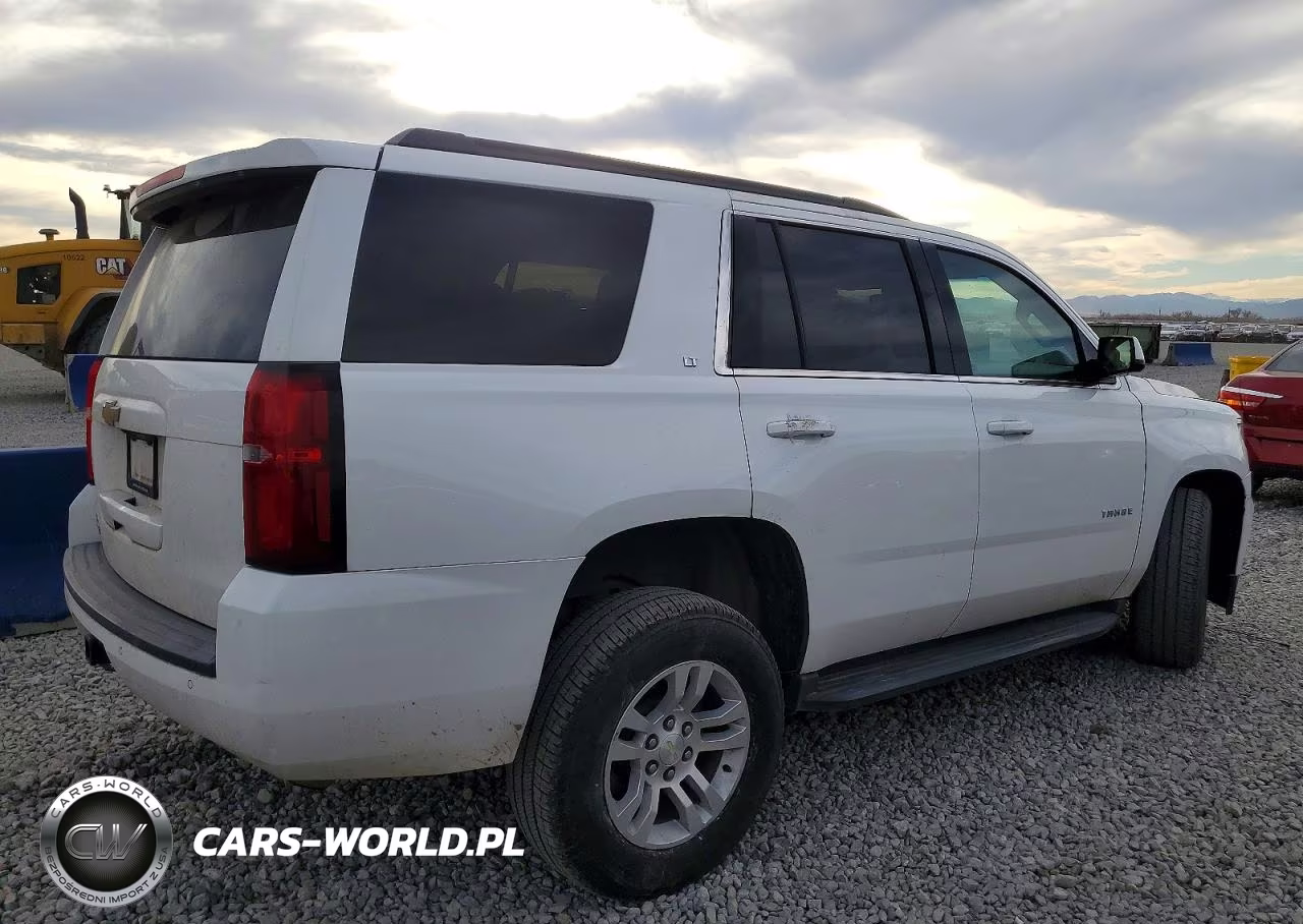 2017 Chevrolet Tahoe K1500 Lt VIN:1GNSKBKC8HR181529 - 3