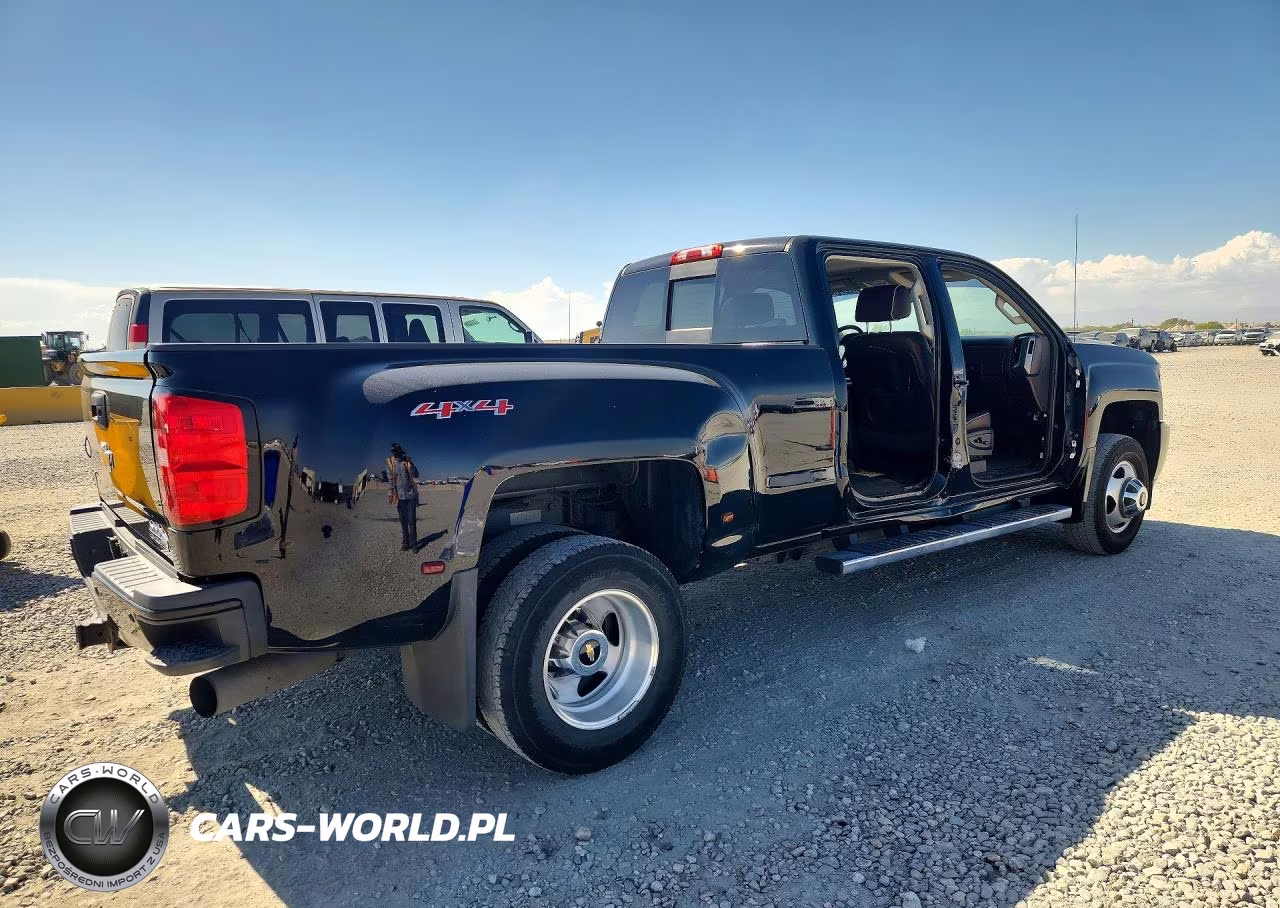 2015 Chevrolet Silverado K3500 High Country VIN:1GC4K1E8XFF569010 - 3