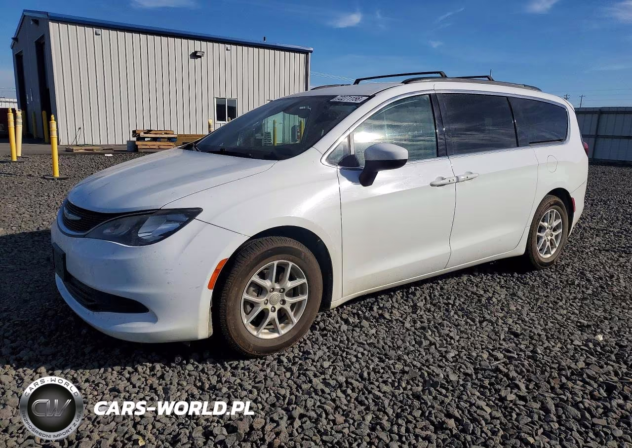2020 Chrysler Voyager Lxi VIN:2C4RC1DGXLR148629 - 1
