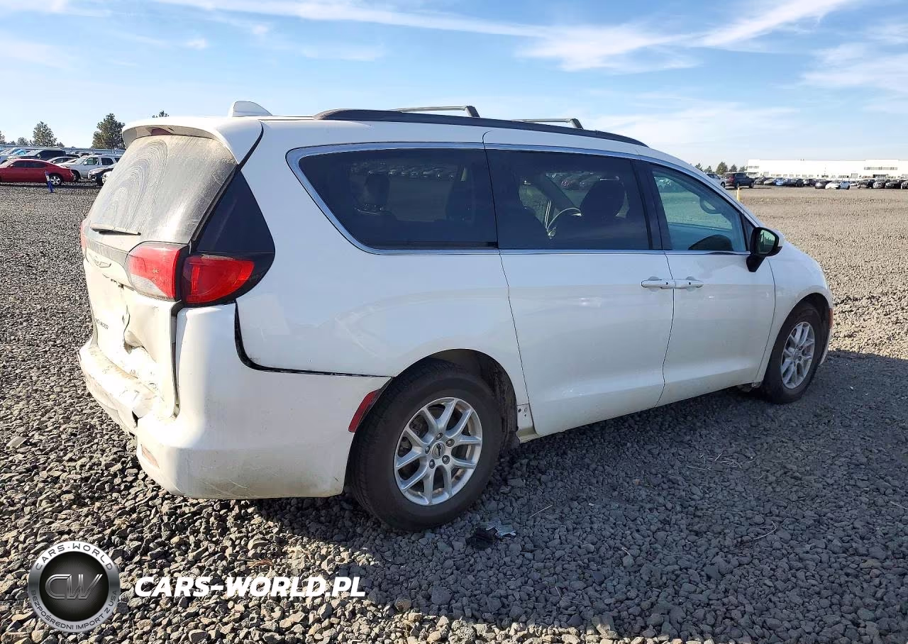 2020 Chrysler Voyager Lxi VIN:2C4RC1DGXLR148629 - 3