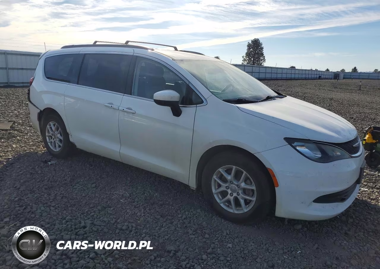 2020 Chrysler Voyager Lxi VIN:2C4RC1DGXLR148629 - 4