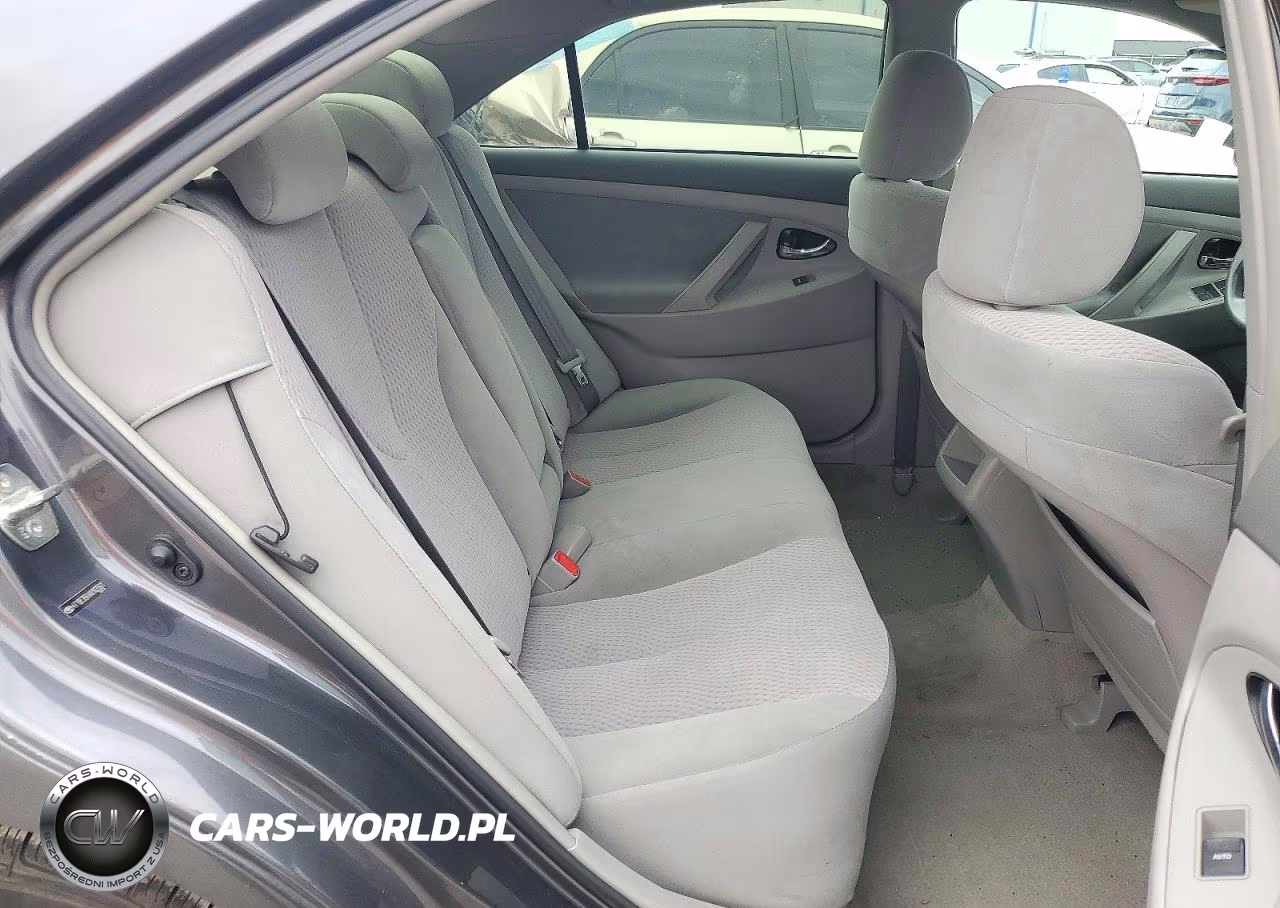 2010 Toyota Camry Le VIN:4T1BF3EK4AU103561 - 10