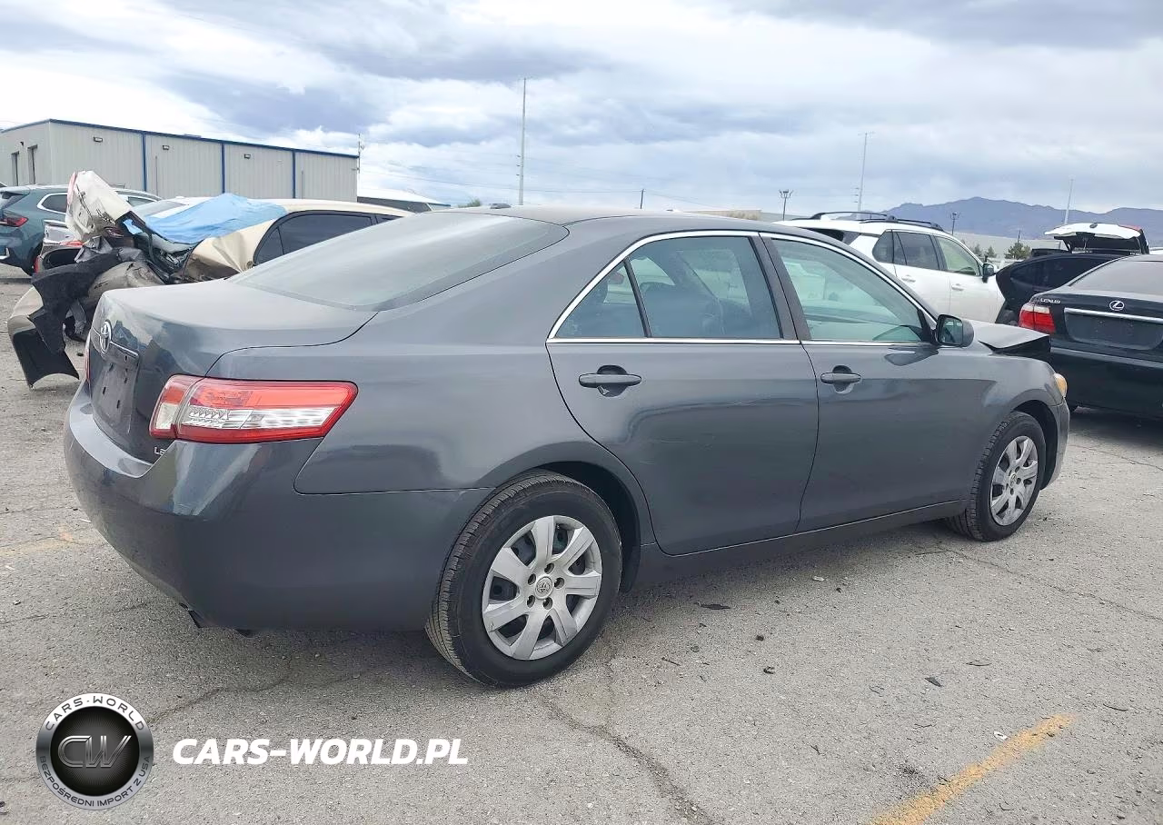 2010 Toyota Camry Le VIN:4T1BF3EK4AU103561 - 3