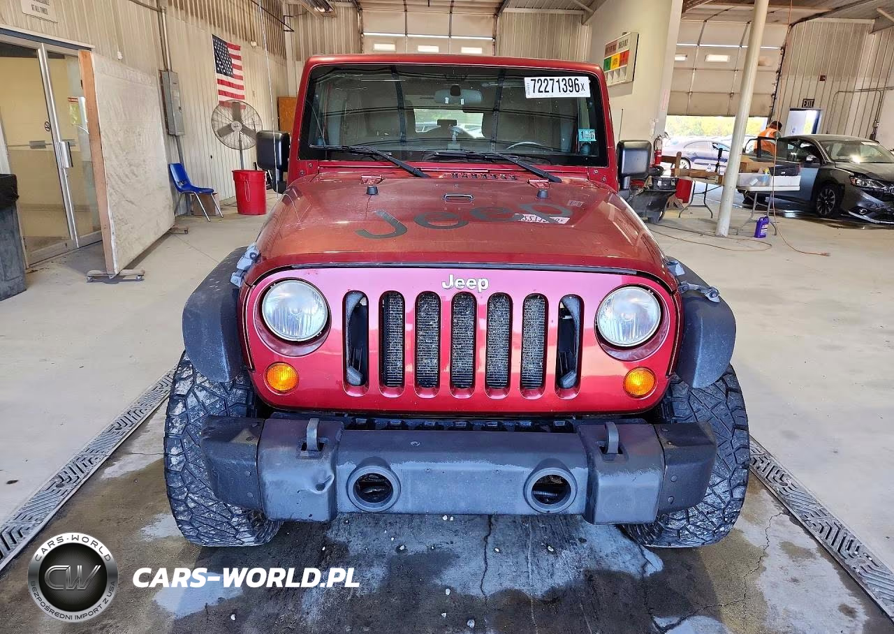 2011 Jeep Wrangler Unlimited Sport VIN:1J4BA3H1XBL552007 - 5