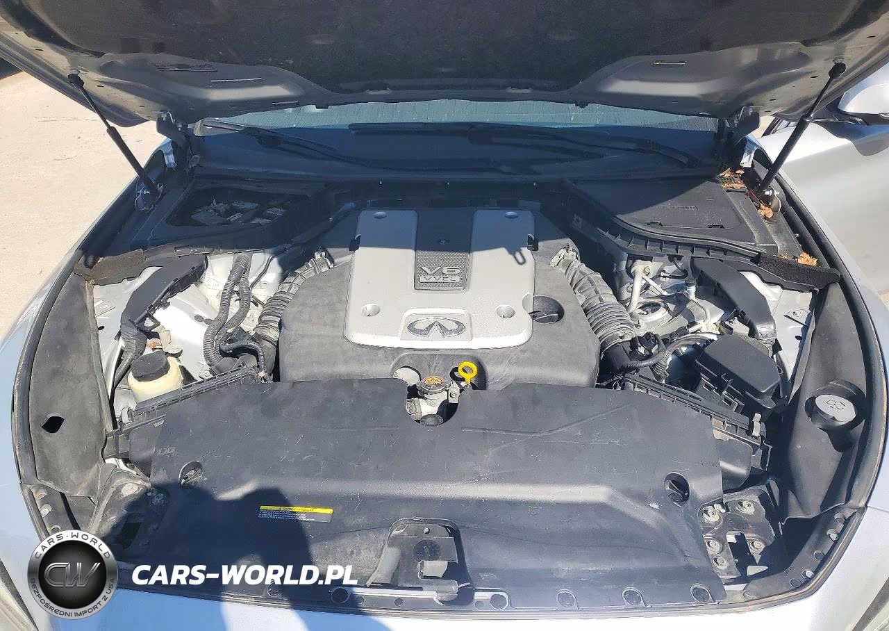 2015 Infiniti Q50 Premium VIN:JN1BV7ARXFM401754 - 11