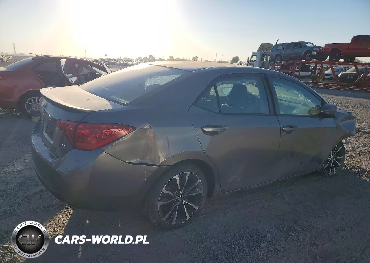 2019 Toyota Corolla Se VIN:2T1BURHE4KC171666 - 3