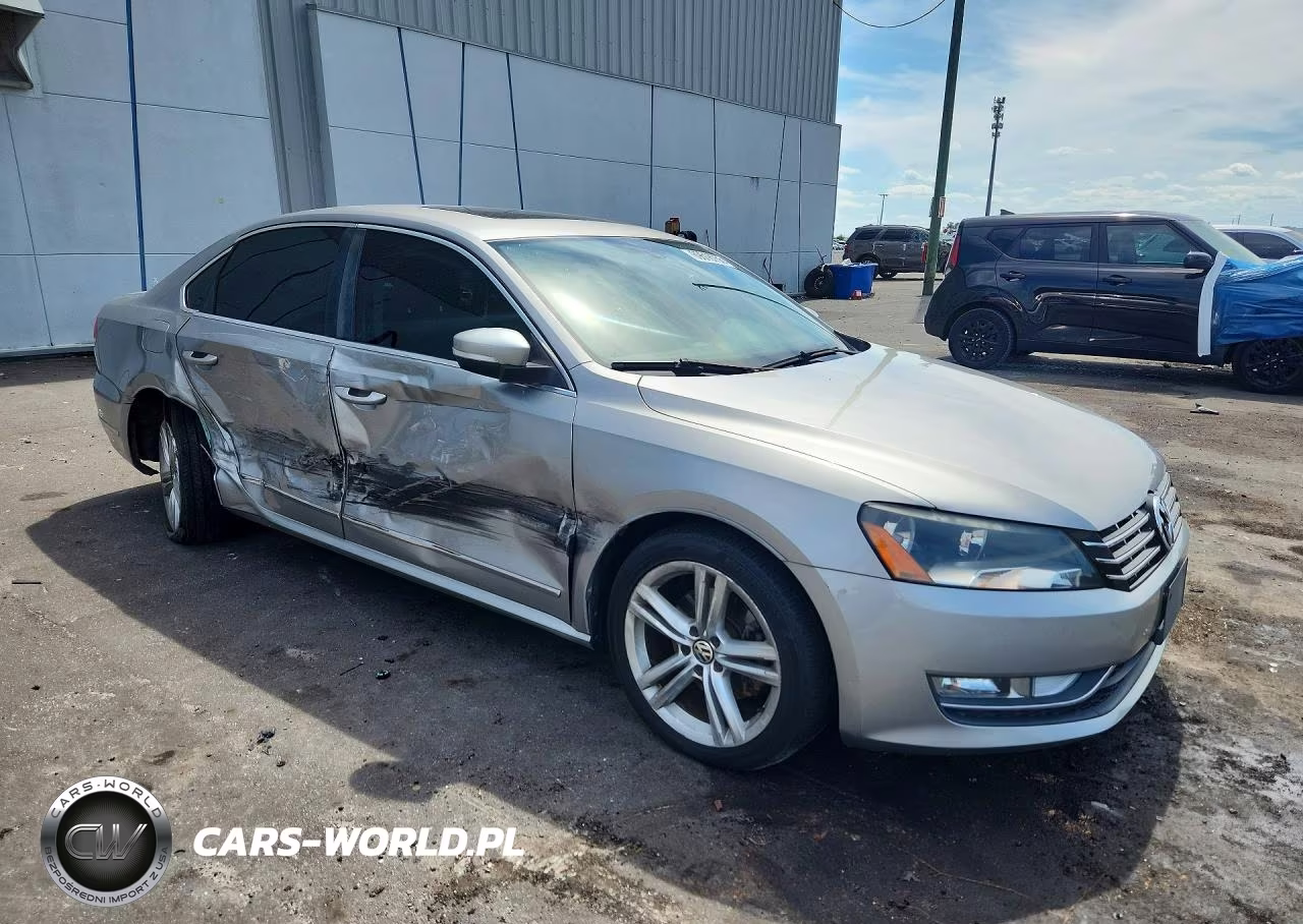2012 Volkswagen Passat Se VIN:1VWBN7A36CC108912 - 4