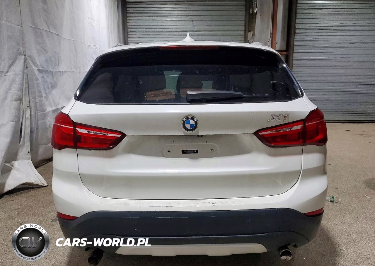 2018 BMW X1 xDrive28I VIN:WBXHT3Z31J4A66436 - 6