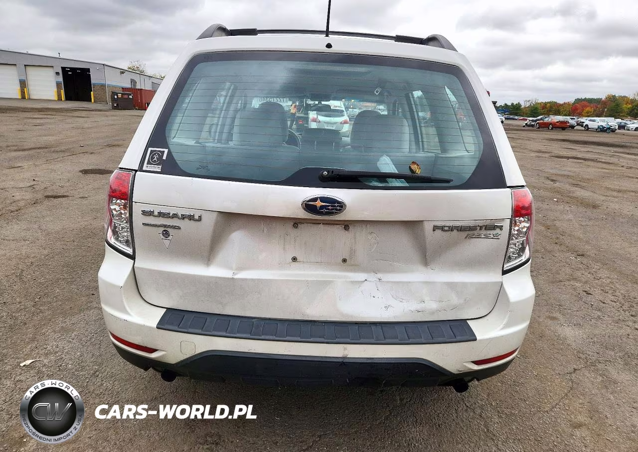 2011 Subaru Forester 2.5X VIN:JF2SHABC5BH776256 - 6