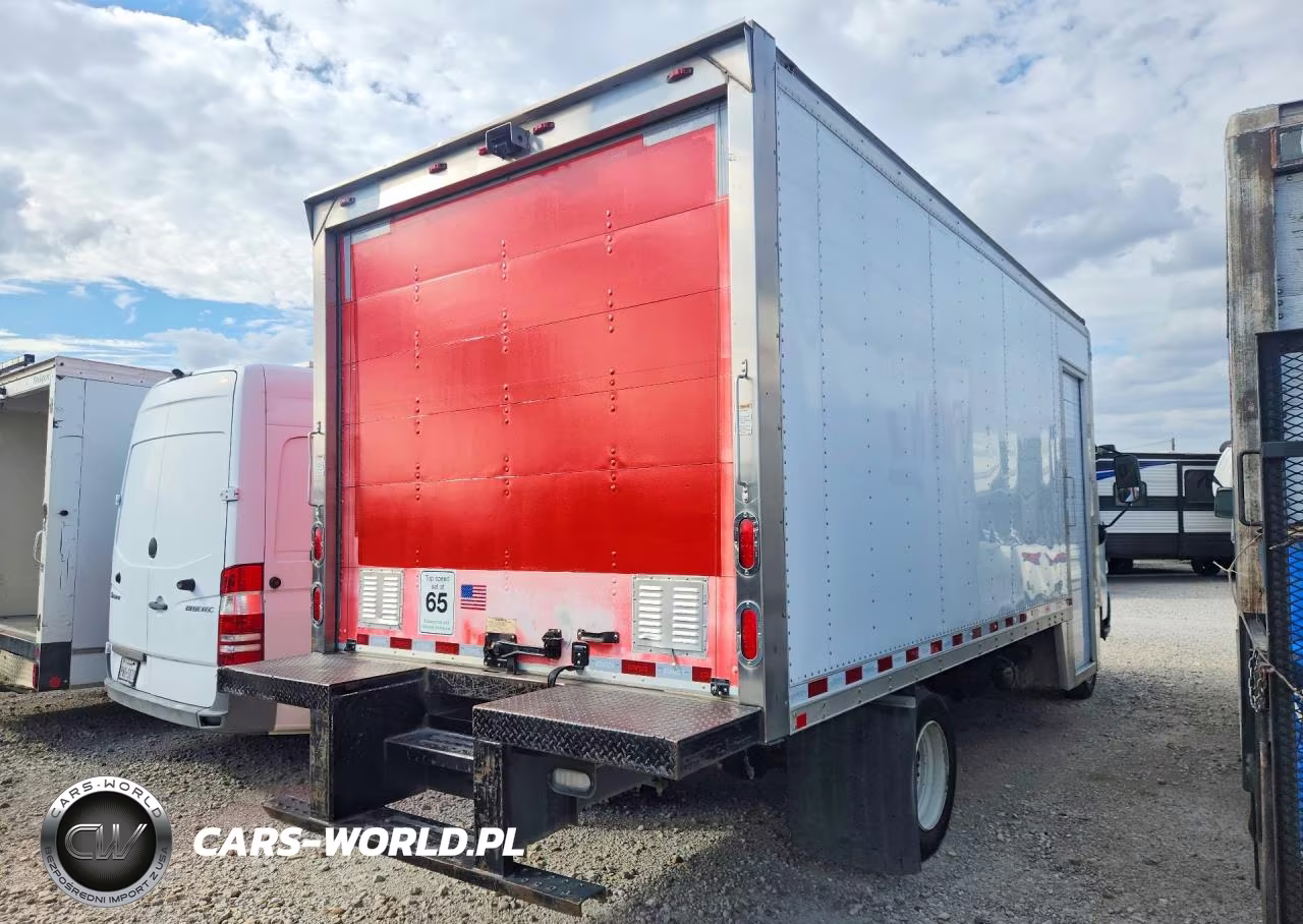 2018 Hino 195 Box Truck VIN:JHHSDM2H5JK006242 - 3