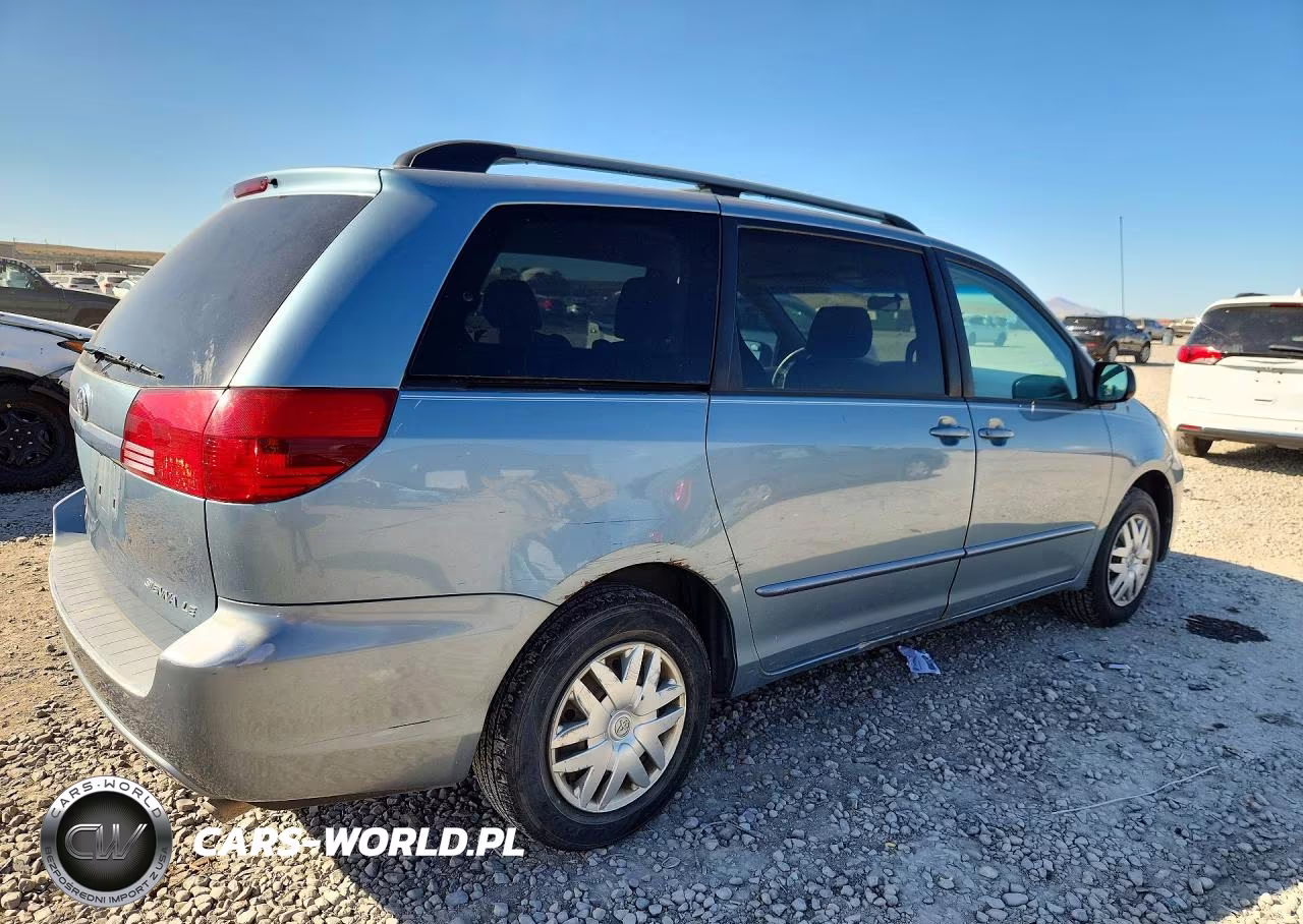 2005 Toyota Sienna Le 7 Passenger VIN:5TDZA23C35S358140 - 3