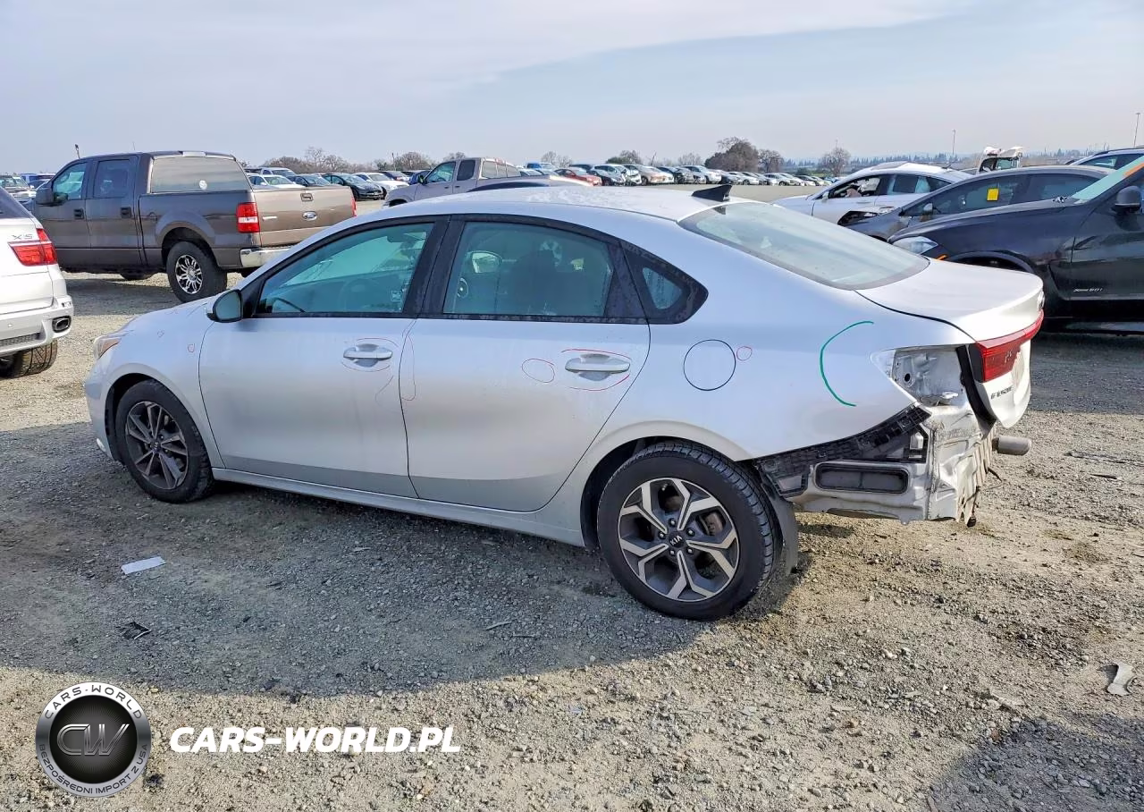 2019 Kia Forte Fe VIN:3KPF24AD7KE064074 - 2
