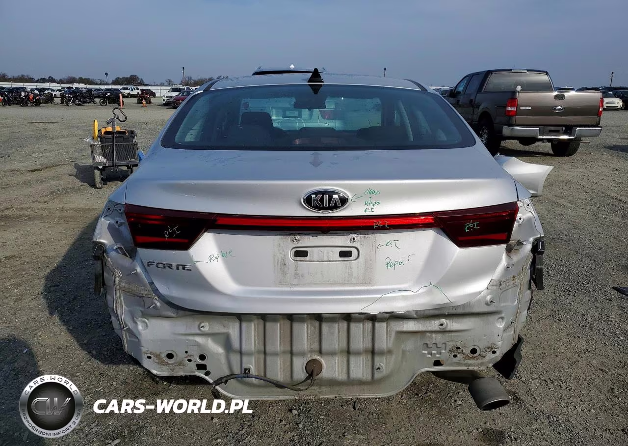 2019 Kia Forte Fe VIN:3KPF24AD7KE064074 - 6