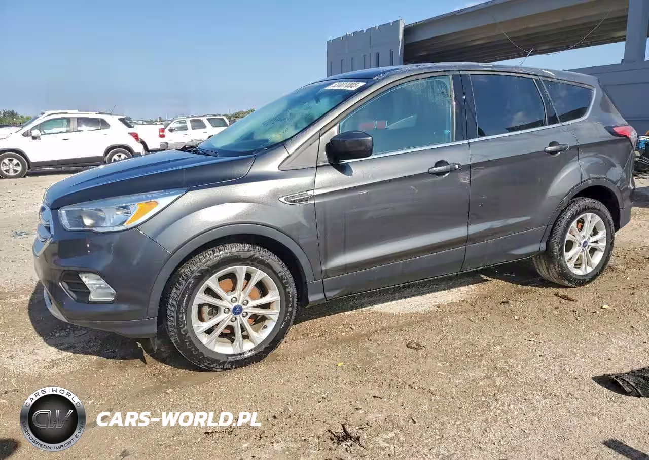 2017 Ford Escape Se
