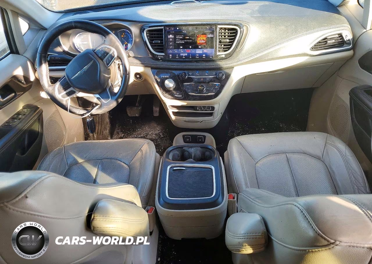 2021 Chrysler Pacifica Hybrid Touring L VIN:2C4RC1L76MR586129 - 8