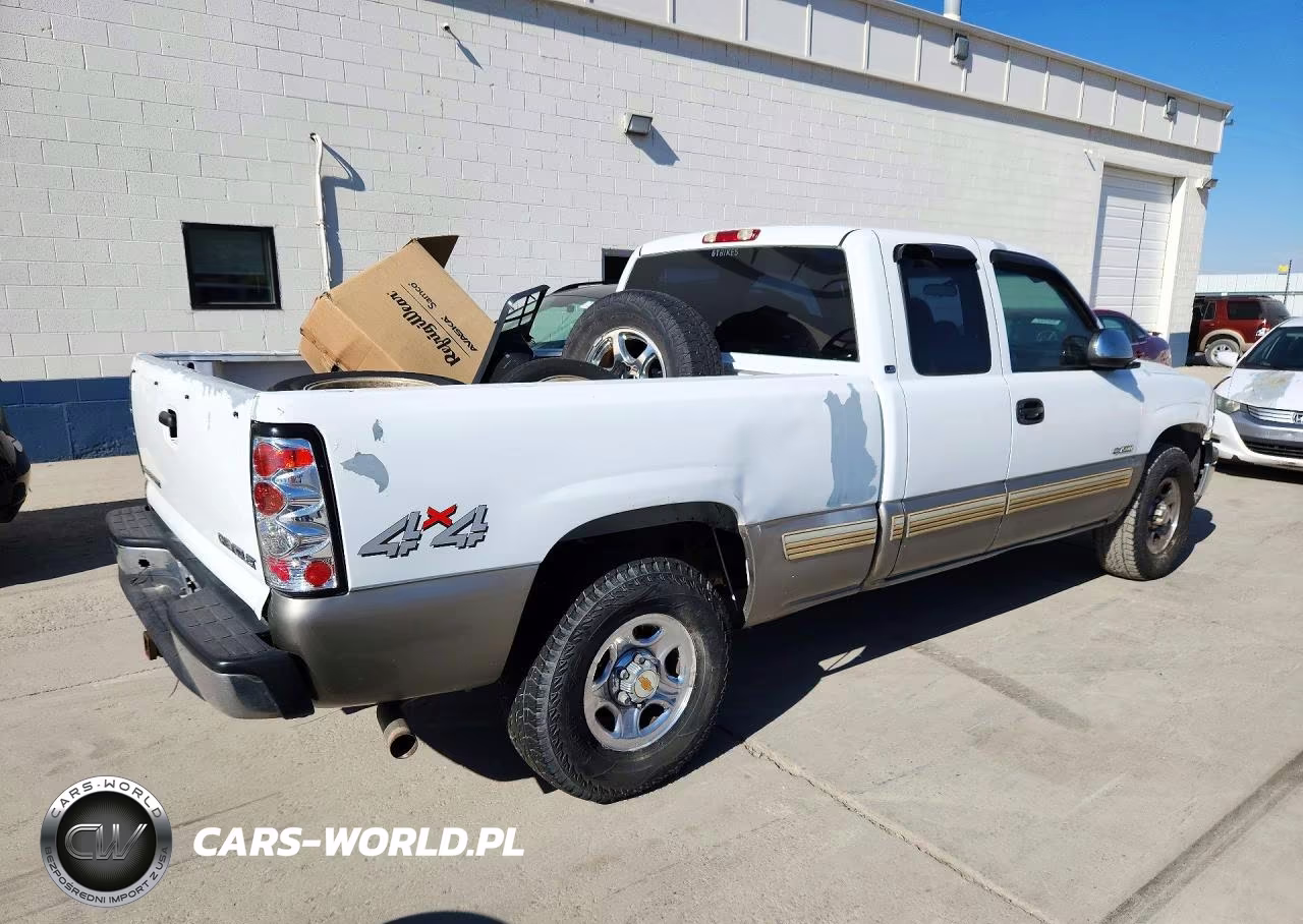2001 Chevrolet Silverado VIN:2GCEK19T811254080 - 3