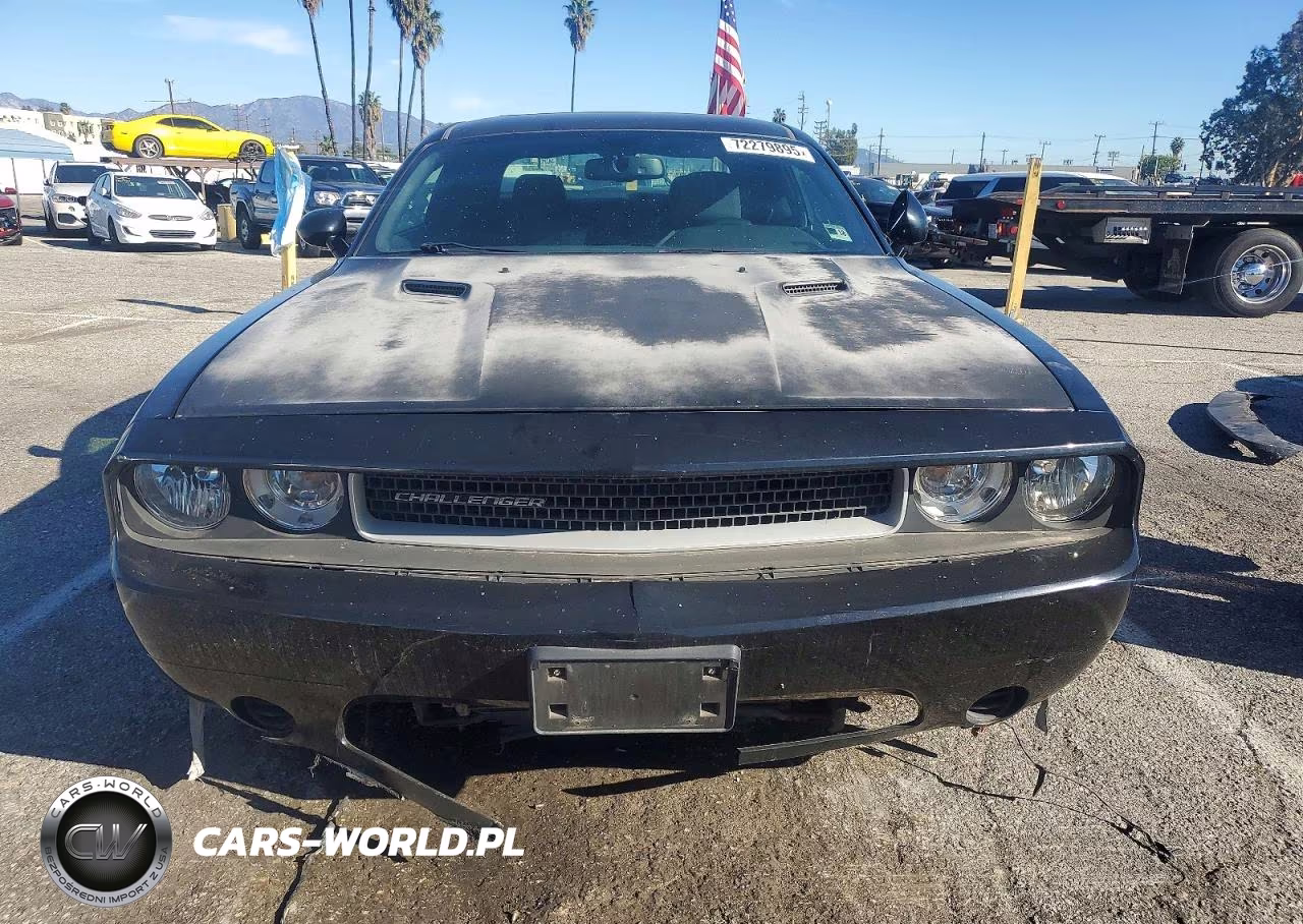 2013 Dodge Challenger Sxt VIN:2C3CDYAG2DH737170 - 5
