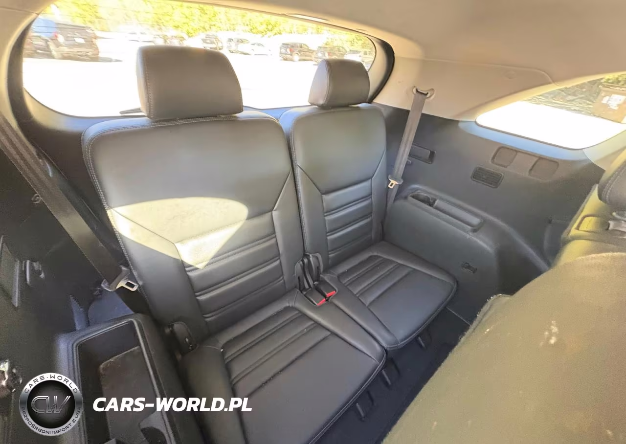 2018 Kia Sorento Ex VIN:5XYPHDA52JG375490 - 11