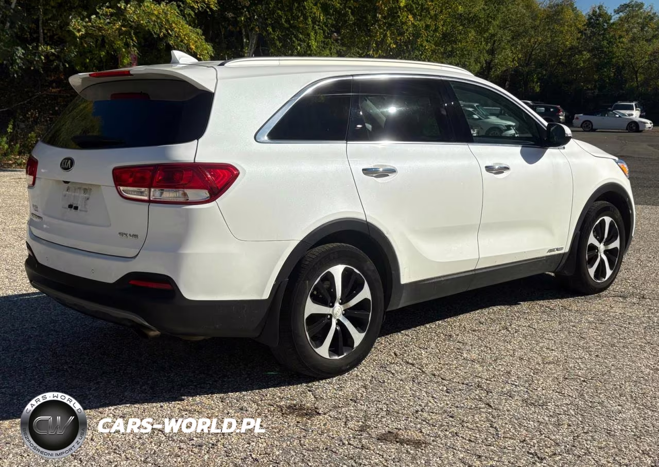 2018 Kia Sorento Ex VIN:5XYPHDA52JG375490 - 4