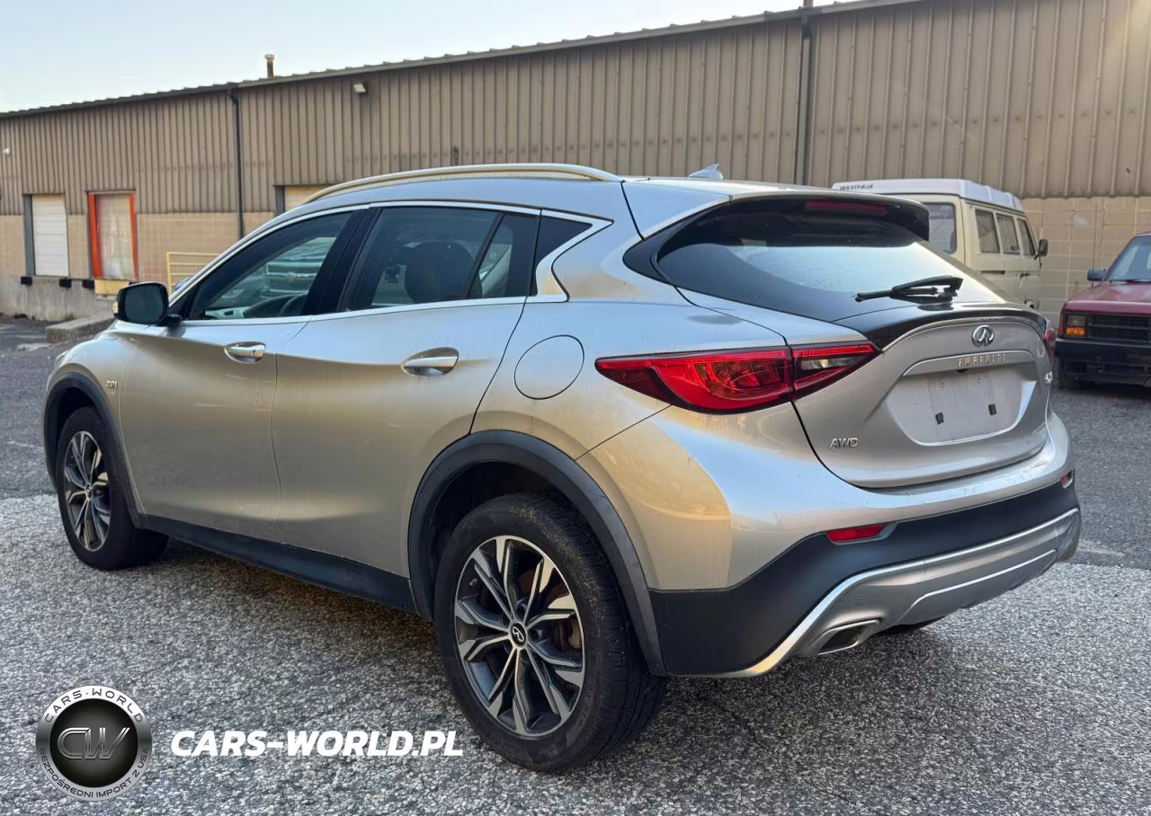 2018 Infiniti Qx30 Luxury VIN:SJKCH5CR7JA057964 - 3